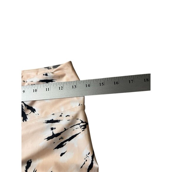 Nike One Luxe Resort Womens Sz Med Mid-Rise 7/8 Leggings Pearl White - Picture 5 of 9